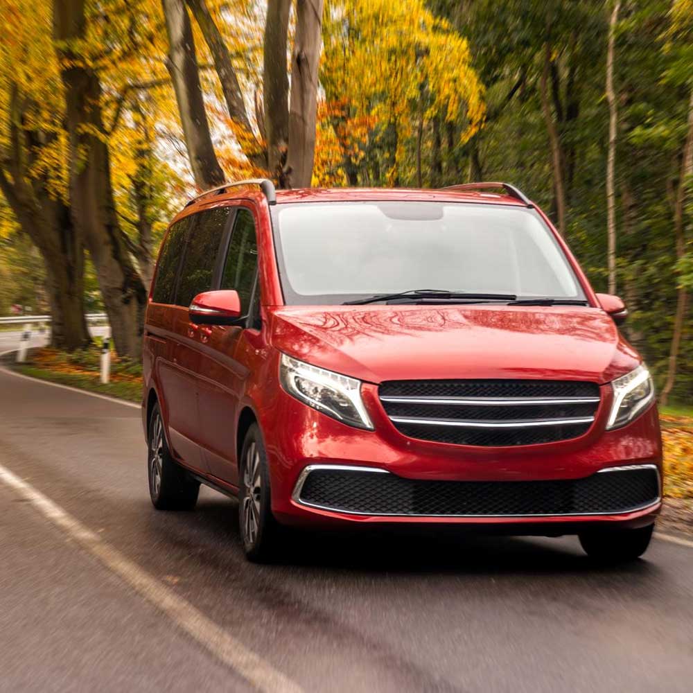 Odkup avtomobilov - rdeče vozilo